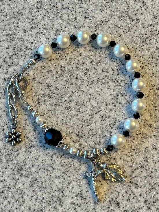 Artisan Jewelry - ARTISAN Rosary bracelet Swarovski Black & White Pearl Crystal Prayer beads